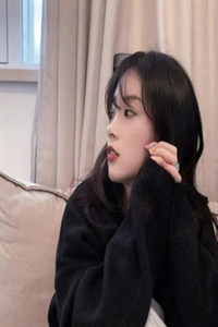 wc凹凸撒尿间谍女厕hd剧情介绍